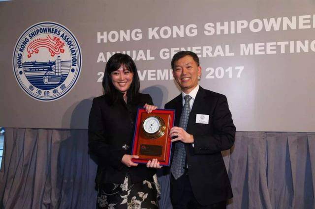 船王|原创豪门女将不止何超琼！千金大小姐替弟征战商场，船王孙女有风范