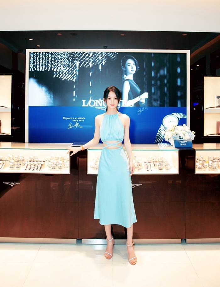 精灵|赵丽颖森系大片变身林间精灵，现在的她，和少女时期有什么不同？