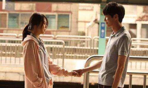 不会恋爱的我们全集免费观看 8781ddc0e02943eabb6d0924dcdf66c4.jpeg