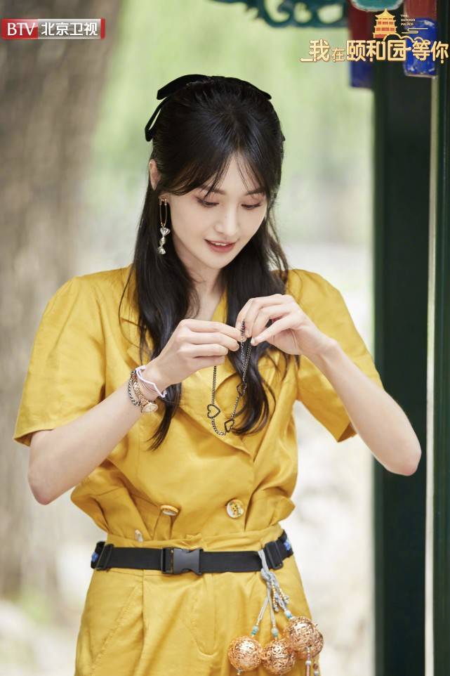 直播|原创十几分钟尴尬直播，让主持人遭遇滑铁卢，这次没有人为她说话了