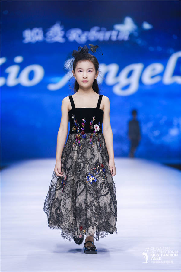 LenaWeng|带给小Angel们全新的视觉震撼 ZioAngels亮相2020中国国际儿童时尚周