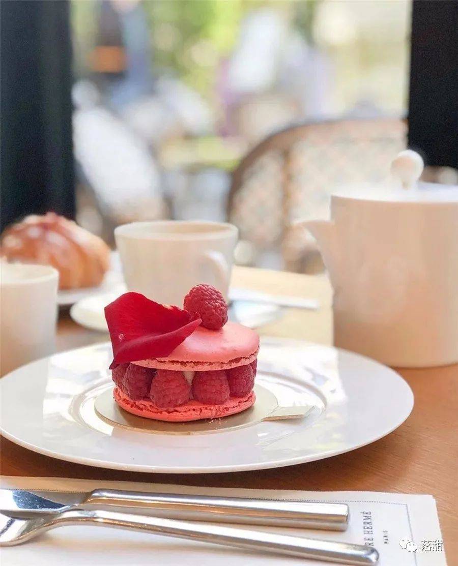 杂谈|杂谈 | 你会不会在乎：盘子和甜品配不配？