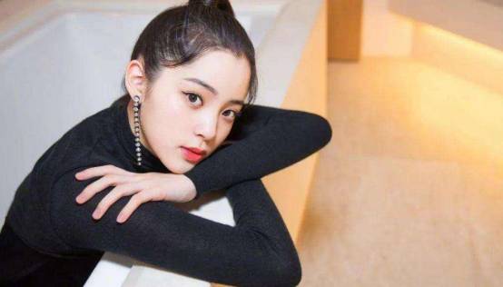 欧阳娜娜身材 055d522af37d41549eff28cb37245974.jpeg