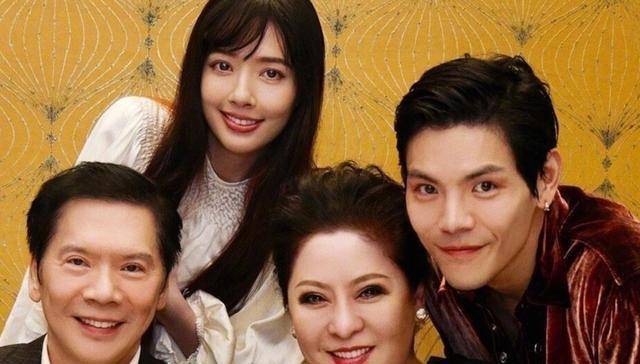 原创向华强结婚37年不离不弃为何还与妻子一起养前妻只是形婚