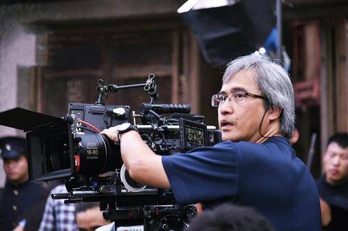 58岁导演陈木胜去世群星痛悼，吴京欠他10部戏，