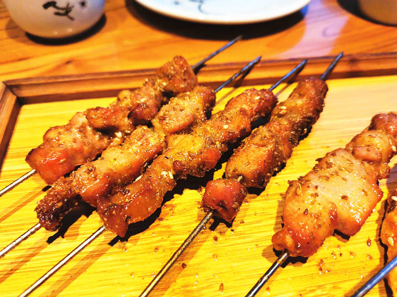 我家|这些肉和菜是我家爱吃的，一家三口吃得舒服！夏天吃烧烤