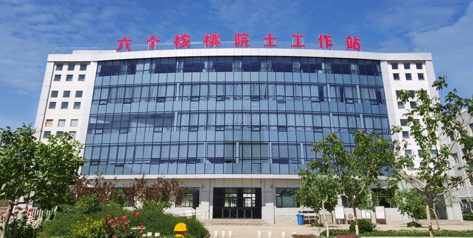 观点评论|营销、品牌、产品线构筑“护城河”，六个核桃打造下一个海天味业