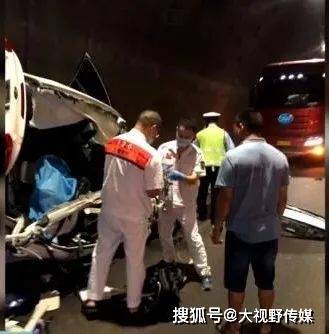 突发厦门高速惨烈车祸2女子当场身亡