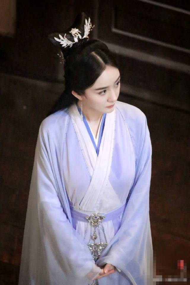 白衣|原创《斛珠夫人》新路透，杨幂白衣如同仙女，比当年夕瑶都要令人惊艳