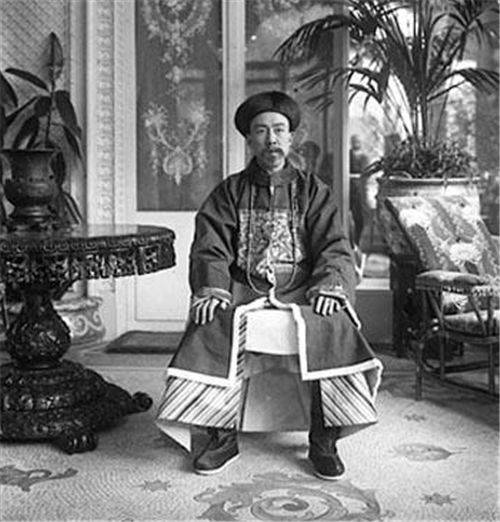 孙宝琦生于1867年,是晚清重要的外交大臣之一,他自幼聪慧,父亲又是