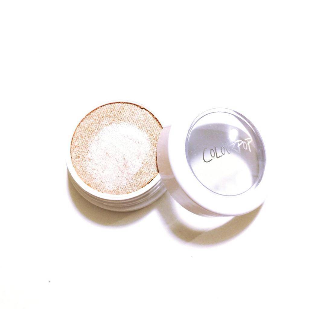 一面|高级感一扫就有，让你一面变立体脸的神器 —— 高光