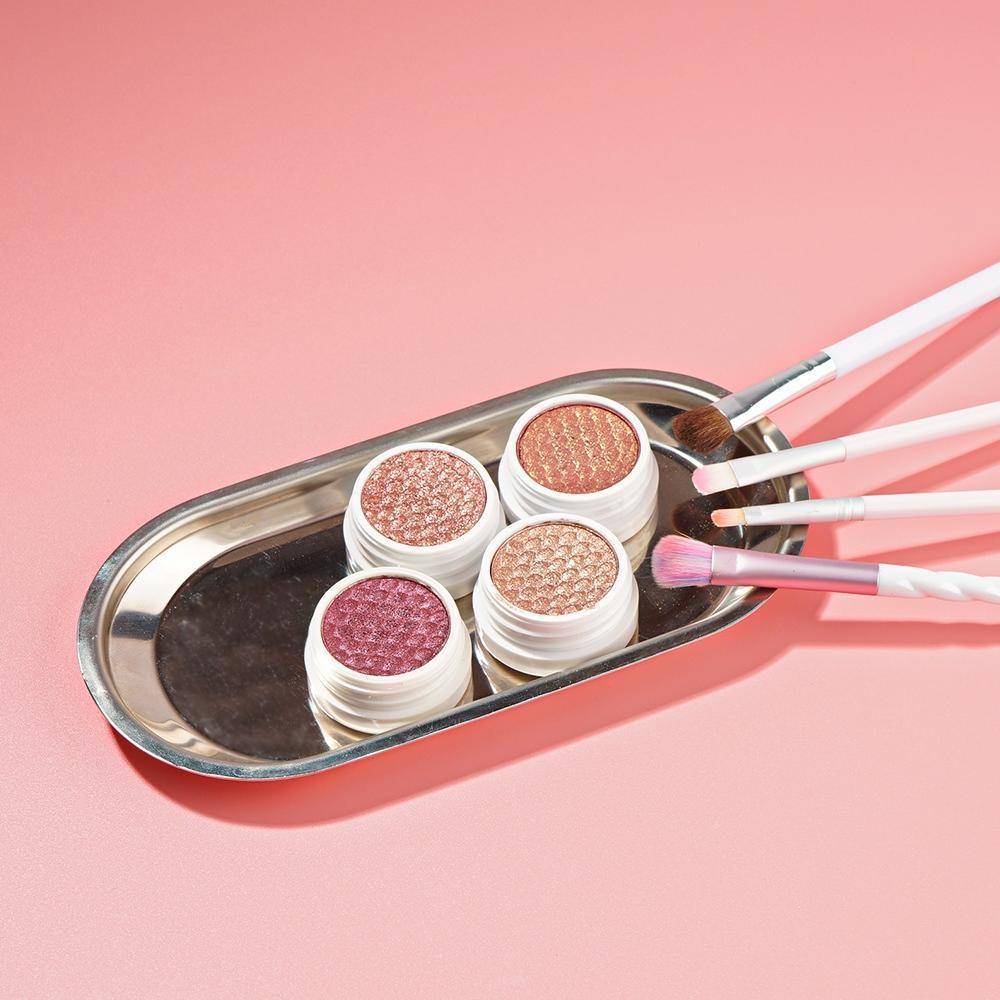 一面|高级感一扫就有，让你一面变立体脸的神器 —— 高光