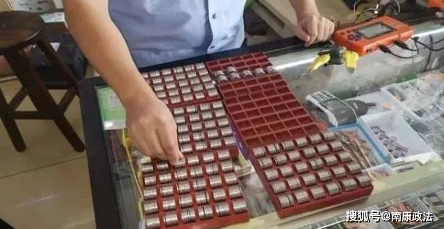 注意了!南康多位店主因帮他人在店内摆放老虎机被起诉