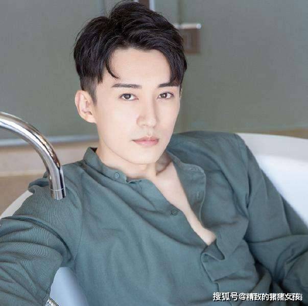 娱一语:易烊千玺,tfboys,刘学义,刘诗诗,秦昊,胡歌