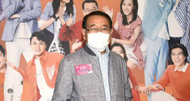 杨幂和魏大勋掐点暗秀恩爱,女儿小糯米近况曝光