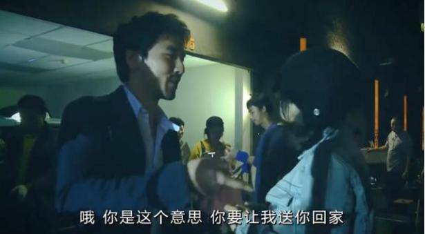 恋情|原创杨天真转行不顺?拿鹿晗恋情说事蹭热度,艺人都被她当摇钱树