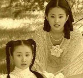 5岁出道,和刘亦菲情同姐妹,为何如今只能给当红小花做配?