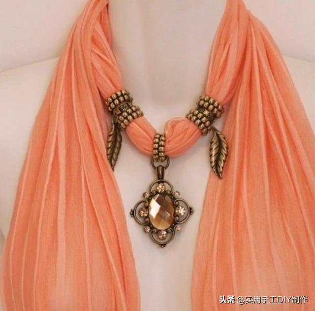 围巾|「串珠作品」35款时尚的珠宝围巾项链，你也能拥有