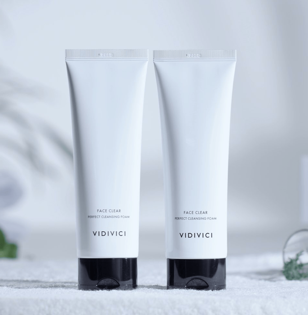 姐妹|直播卸妆想要证明自己是素颜美人,却因太敷衍被嘲假鼻子假脸碰不得?