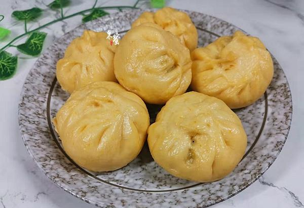 南瓜和什么做包子好吃 b5cca9cee4944385af4574b3f18edd2f.png