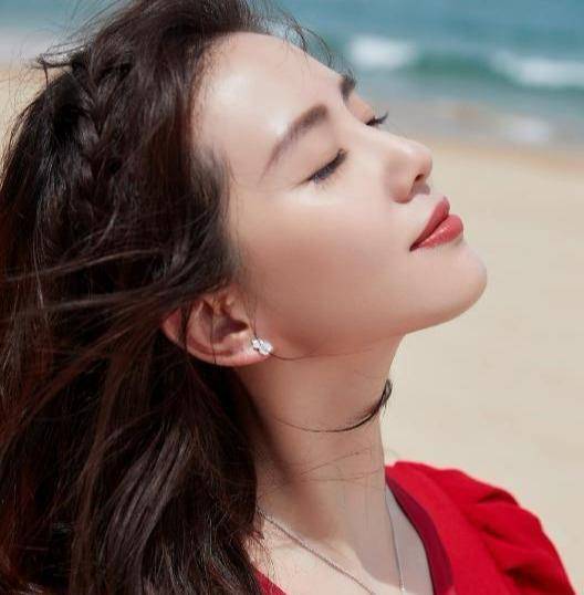 人怎么才能有独特的气质 5b5098aea4ae4cd6b559e6760783adc8.jpeg