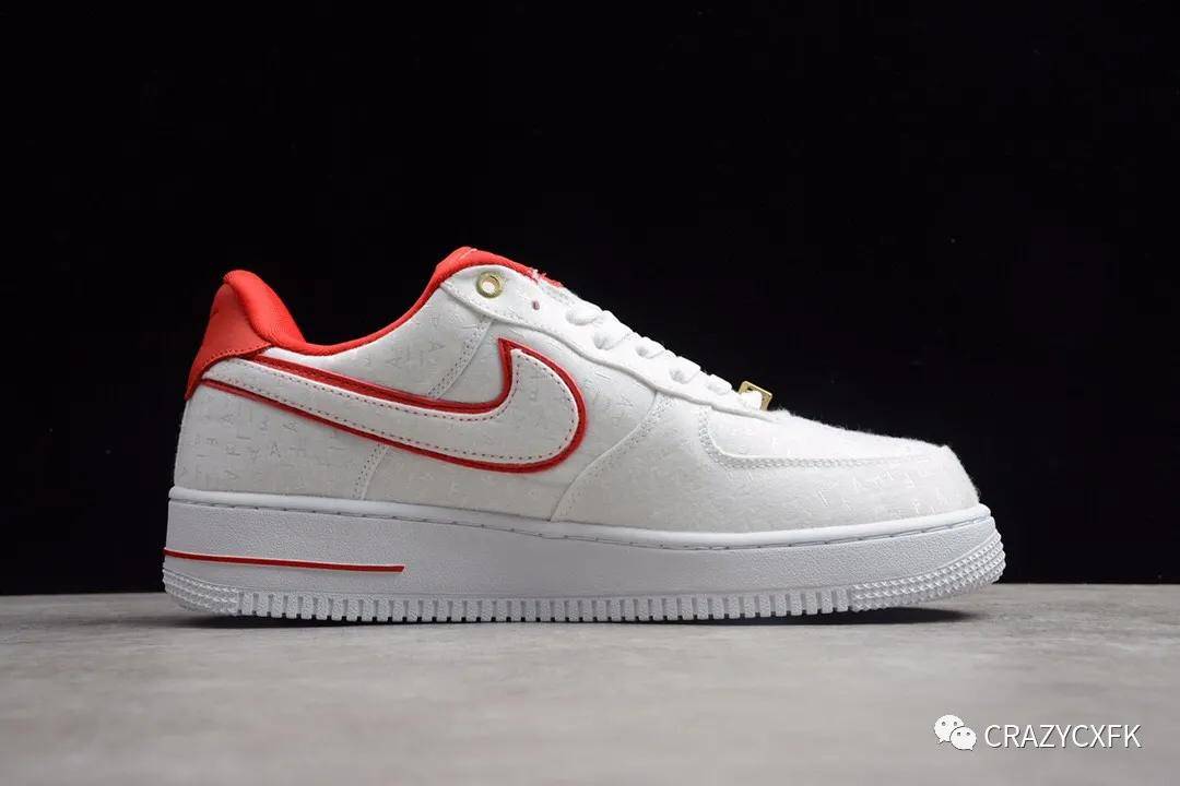 耐克nike air force 1 sportswear 空军一号白红丝绸刺绣板鞋