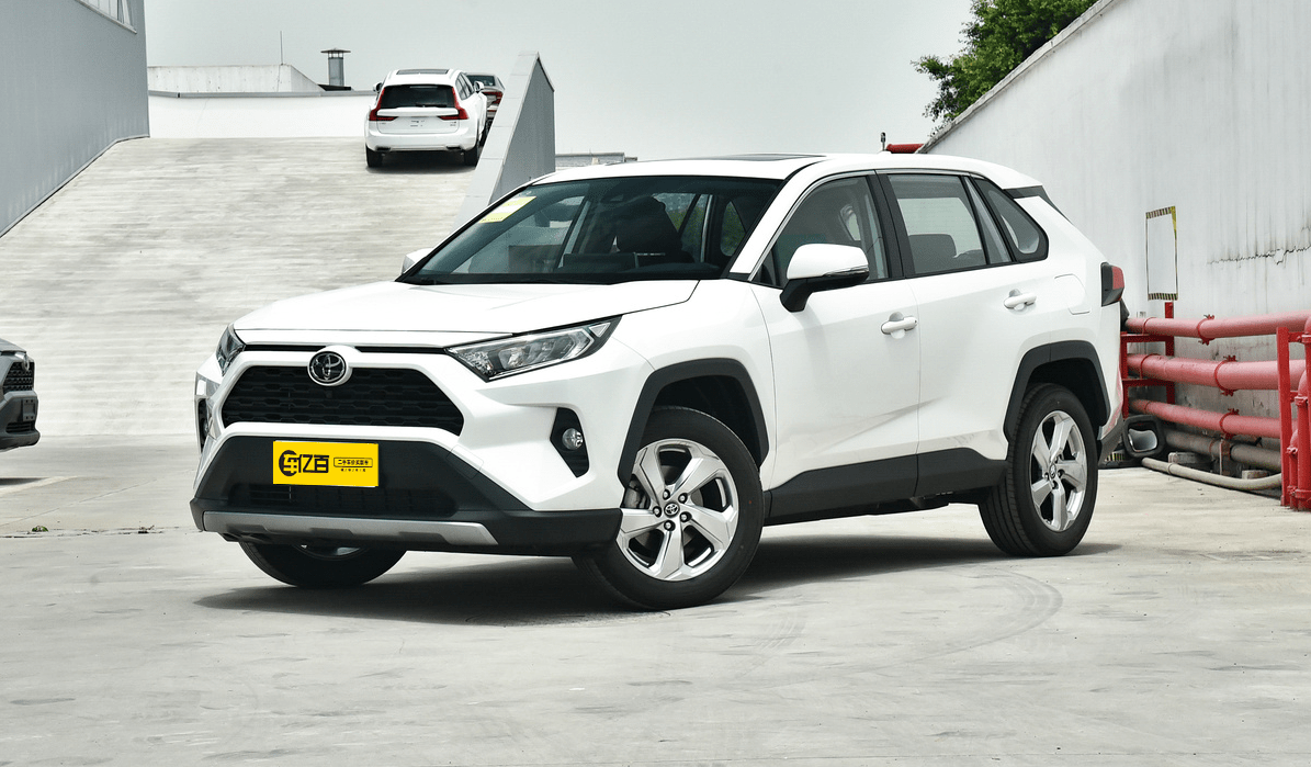 丰田rav4荣放 2.0l cvt 四驱 风尚plus版 特价出