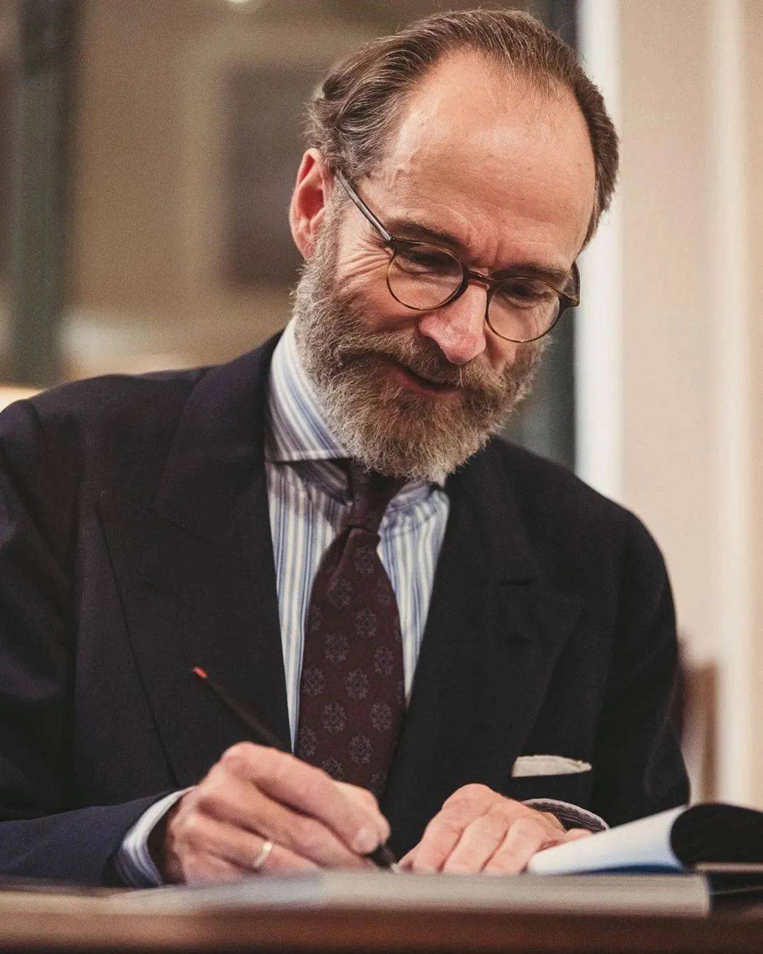 定制|和你的裁缝做朋友，但他必须适合你！