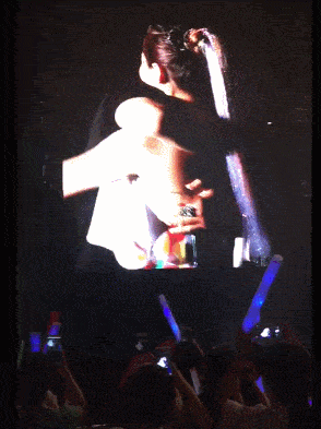 陈秋莳|原创张靓颖和前任离婚后,新男友就迫不及待宣誓主权了?