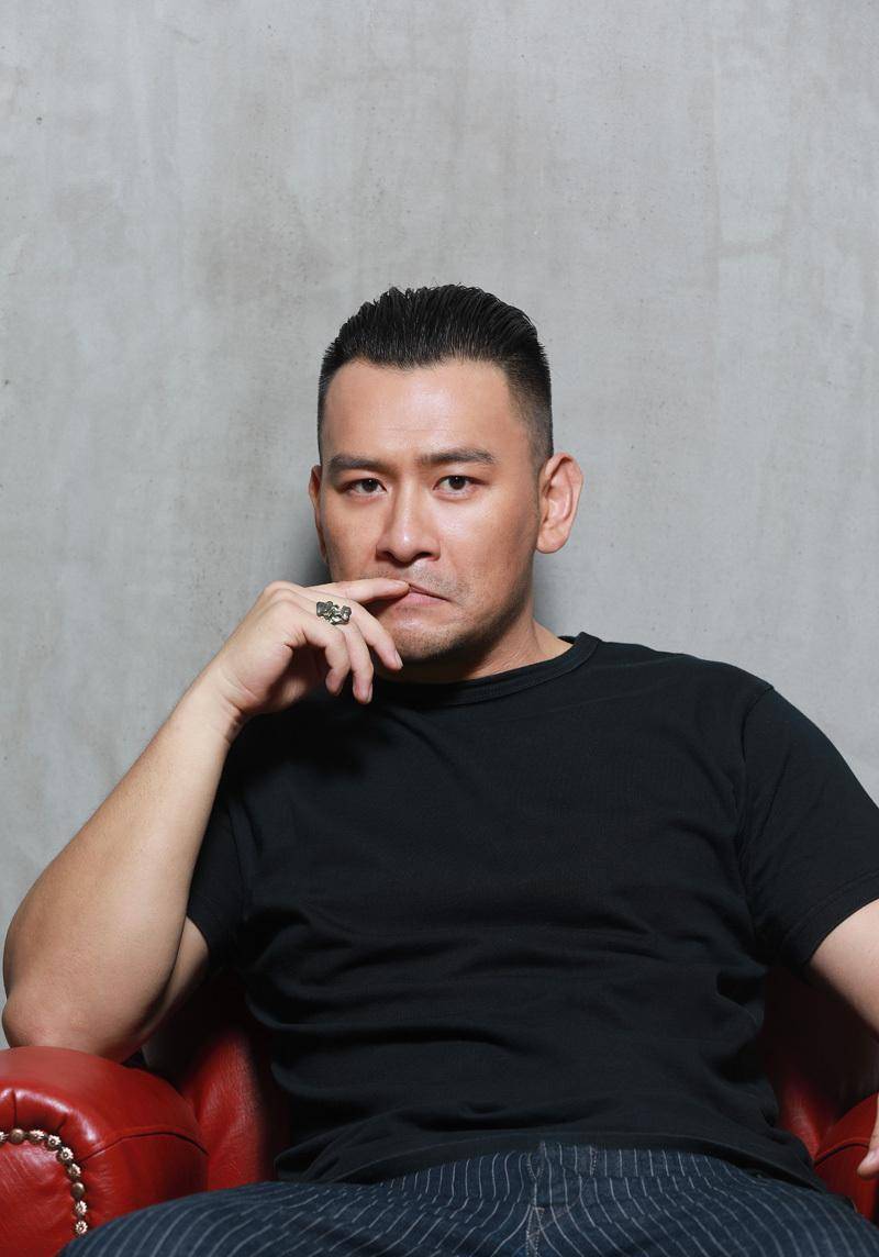 硬汉专业户徐僧:被前妻白庆琳公开骂渣男,为何选择沉默?