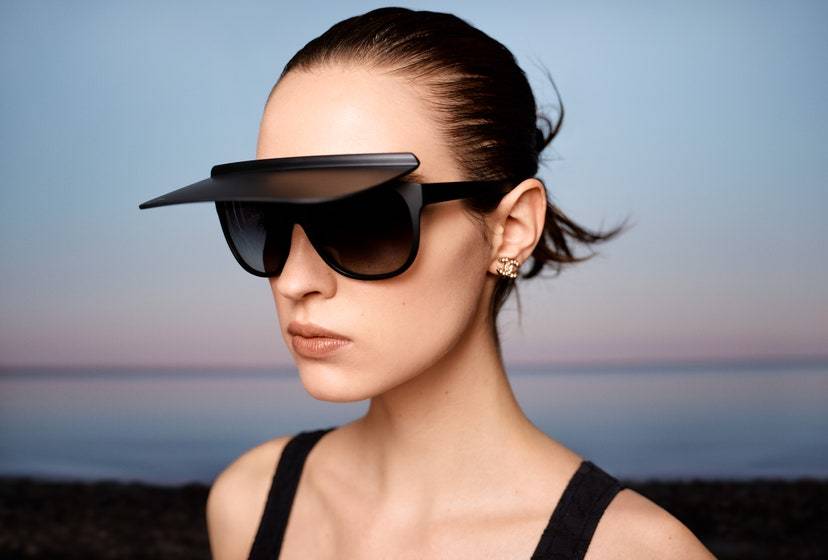 度假|盘点香奈儿2021度假系列最值得下手的包包，三个原则轻松驾驭所有