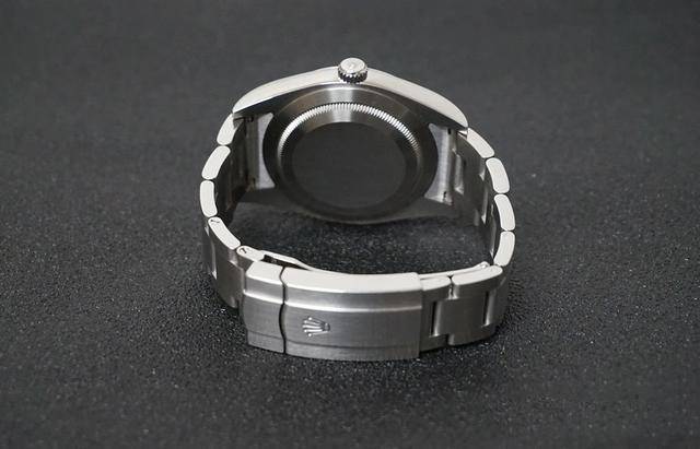 机芯|劳力士的入门级腕表——蚝式恒动114300。