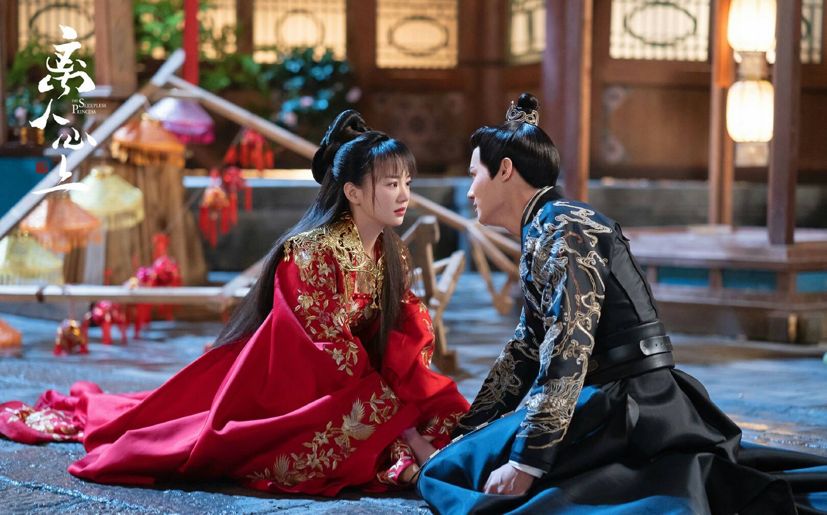 《离人心上》从婚服看剧情 娶那溪的婚服 和女主的婚服是情侣装_开元APP(图4)
《离人心上》从婚服看剧情 娶那溪的婚服 和女主的婚服是情侣装_开元APP(图4)