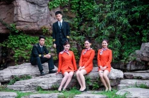 雅吉|中航未来 学生赵雅吉与四川航空签约|中航未来毕业生巡礼