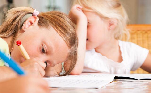 怎么教育孩子不乱买东西呢 9d569d7c94b247bea4860c0962ecc7b2.jpeg