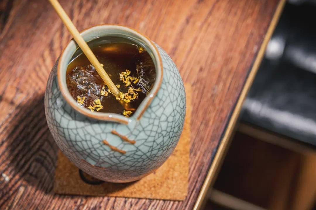 上海|愚园路明星聚集地,@黄觉 就能喝酒!