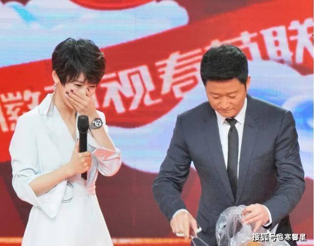 吴京第一次遇见谢楠，原来是这样子的，难怪谢