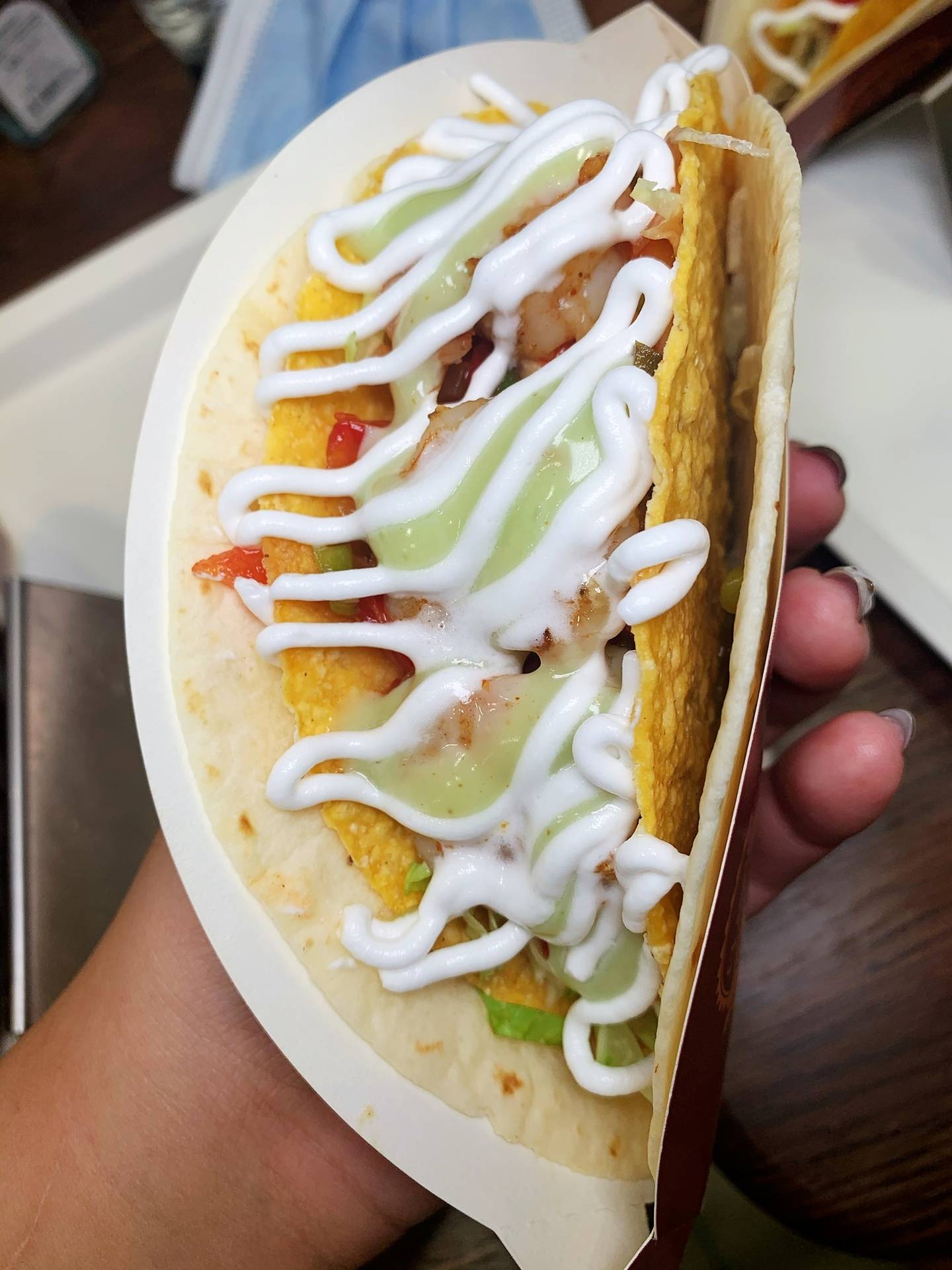 Taco|长春桂林路taco美女老板说：穿23号球衣的詹皇粉白给玉米片