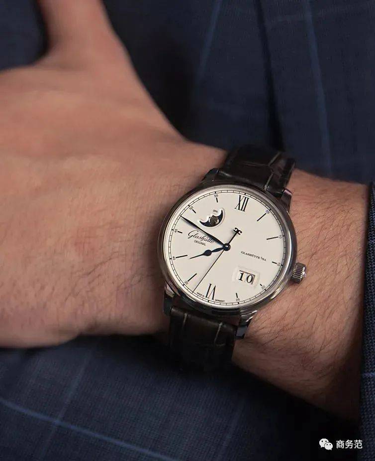 什么|30岁男人戴什么表，高级、实用有档次？