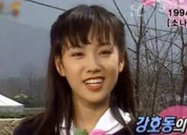 富豪|48岁照样演少女？！还被富豪疯狂追求上热搜，她段位太高了...