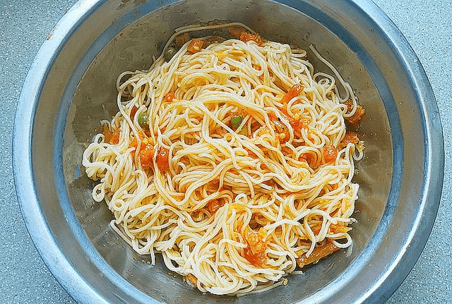 怎么把肉做成面条的样子 e4eb576686f84efea2dabdfda89d3276.png