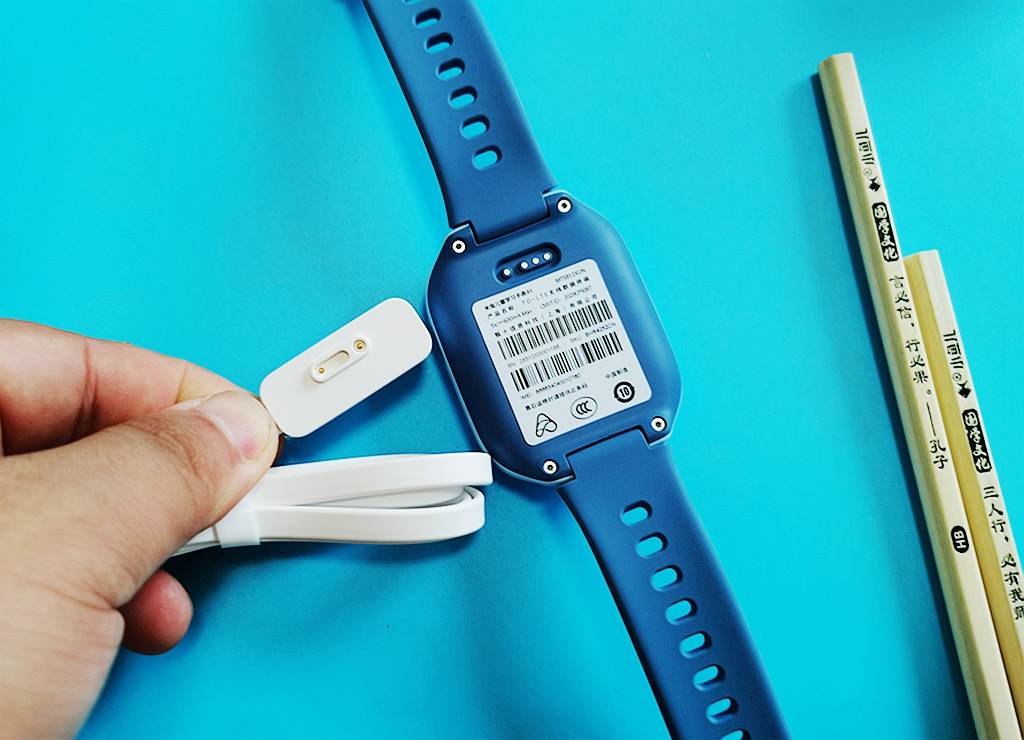 手表|开学季到来，如何保证孩子的出行安全？米兔手表4X儿童手表体验