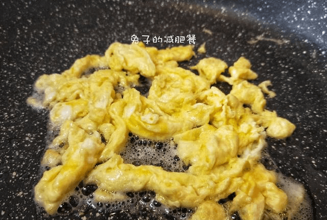 鸡胸肉多少分钟才会熟 ab0e10db0a5d4a79a1c0523491d3c33f.png