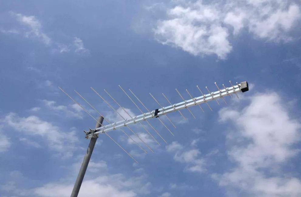 贴纸|手机信号增强贴纸，这么离谱的玩意也有人信？