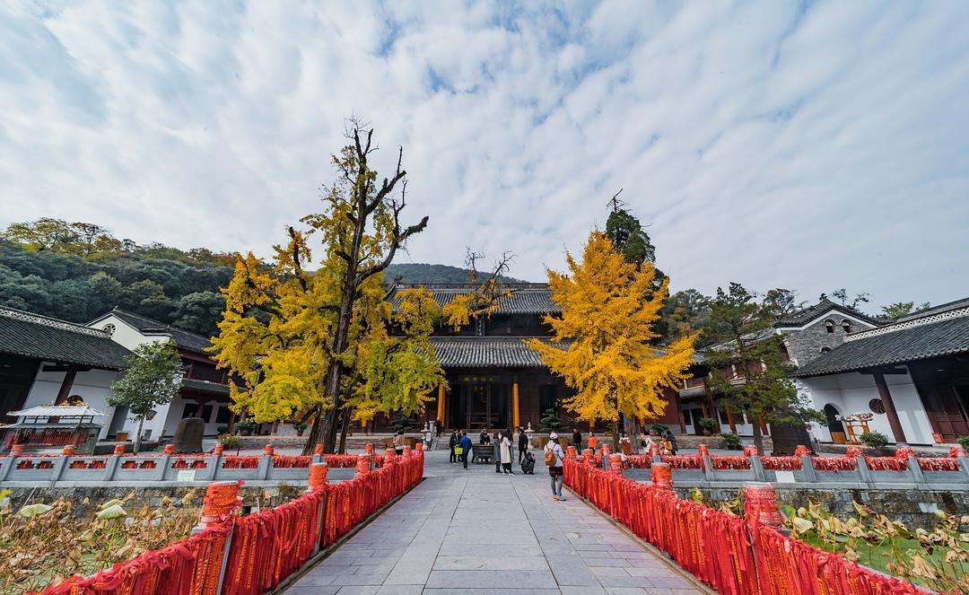 湖北香火鼎盛的寺庙,内有中国南方最大的一座古建筑,门票免费