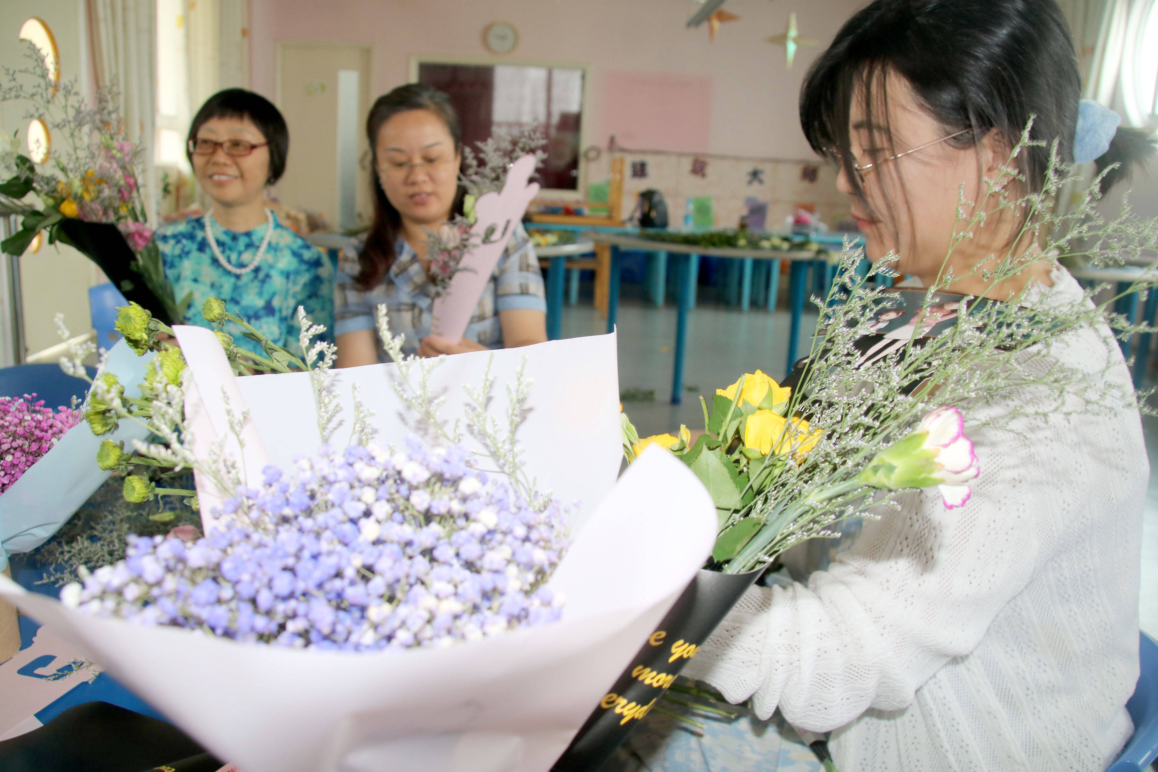 苏州市姑苏区葑门中心幼儿园:插花品香 诗情花艺