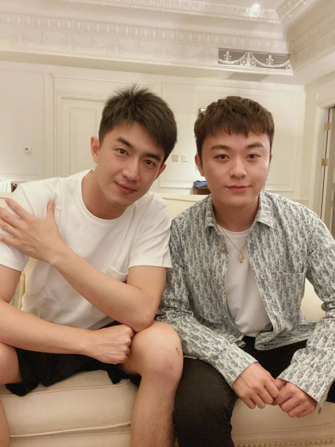 发色|林更新、张馨予都被他“锁死”！HIT爆小红书的明星造型师，承包了半个网红圈