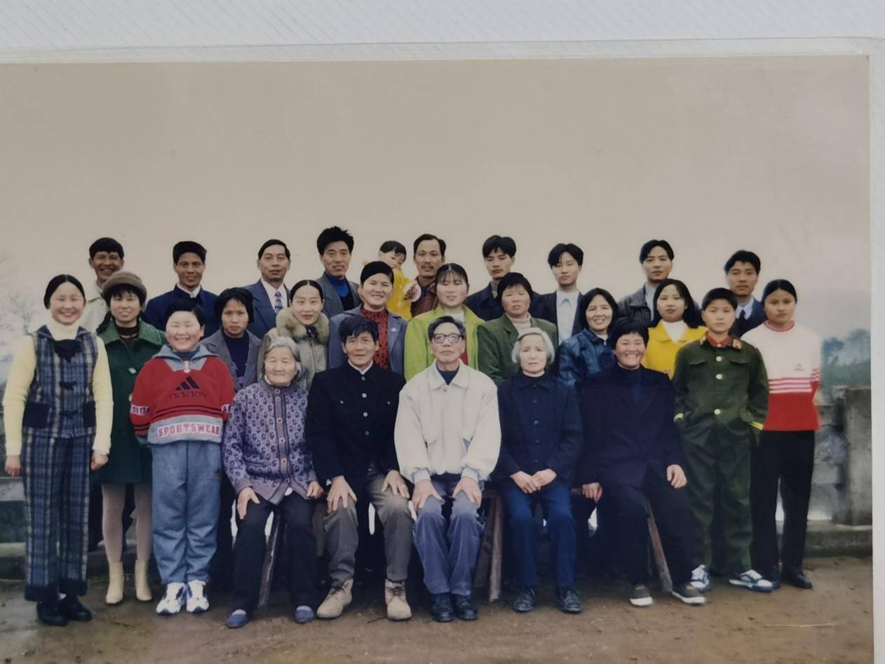 教师节|有道精品课教师节专场，教师家族走出一名网课老师