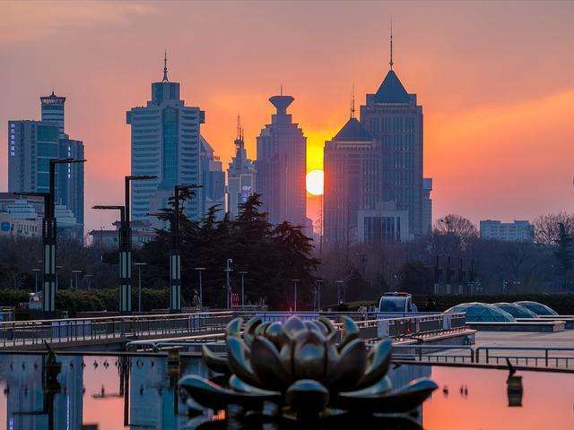 96年江苏Gdp_江苏gdp破10万亿图片(2)
