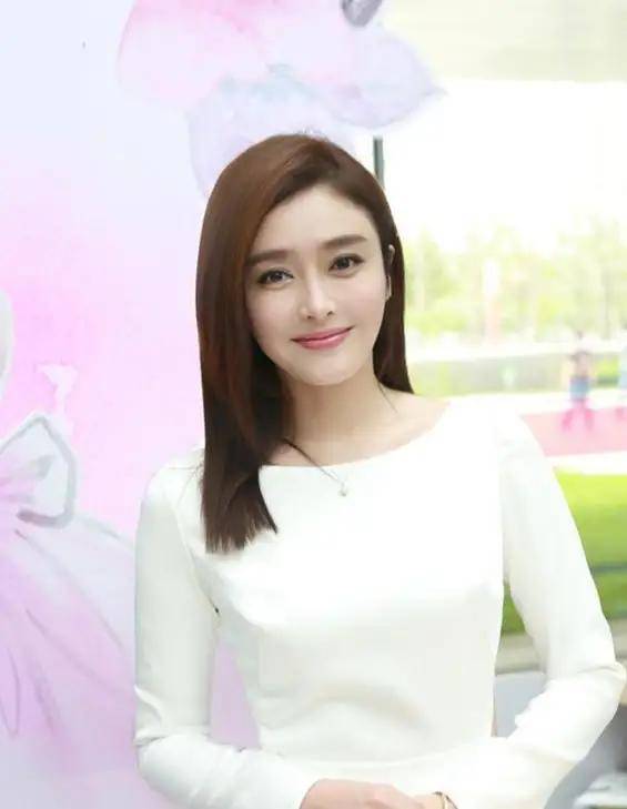 气质非凡的女性 705092216c9f4777b1e1208250124b4e.jpeg